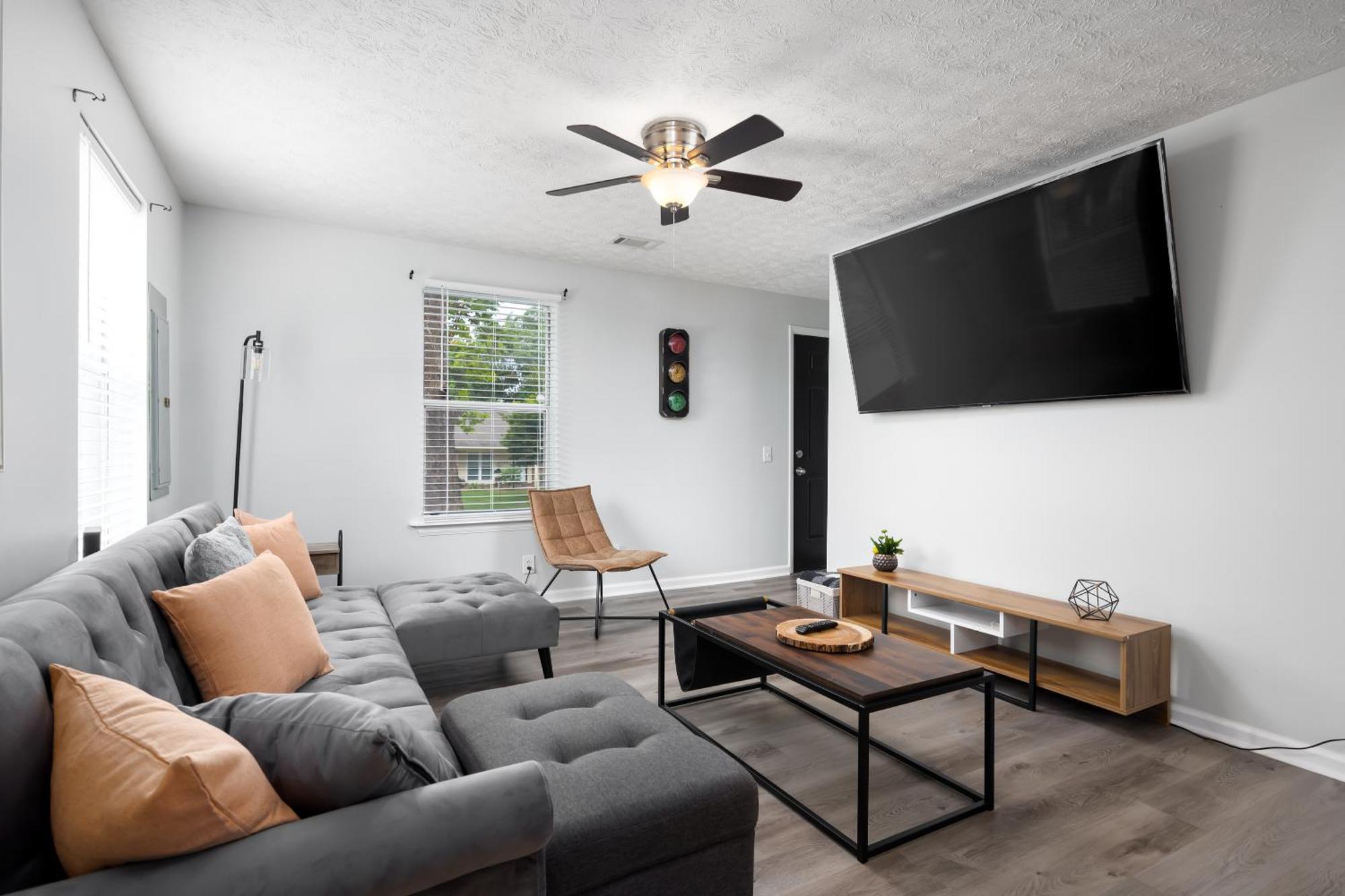 2 Bedroom Ft Moore Retreat 콜럼버스 외부 사진